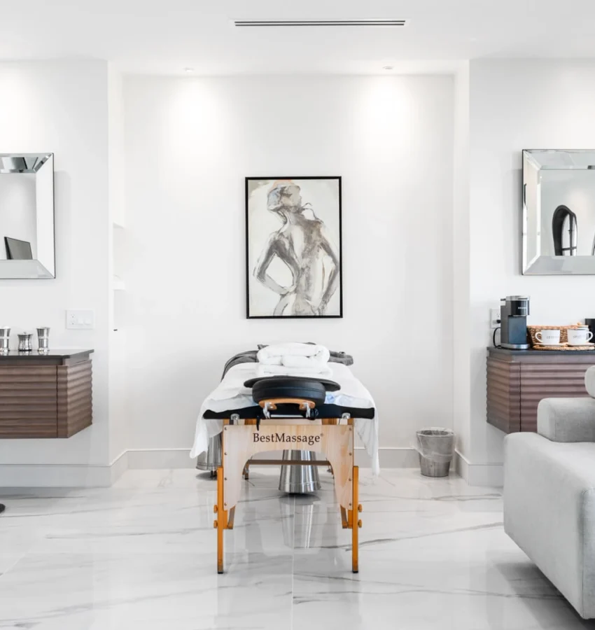 Master bathroom at Peak Path Health in Los Angeles