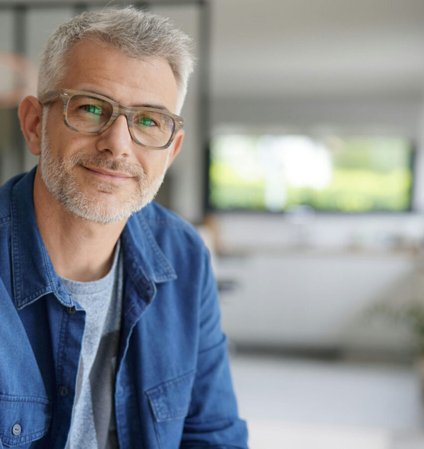 Patient receiving cocaine addiction treatment in Los Angeles, CA